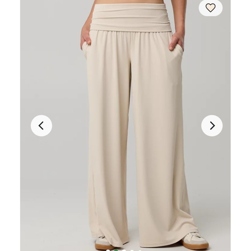 Offline By Aerie Real Me Regular Rise Super Wide Leg Legging Size Large NWT